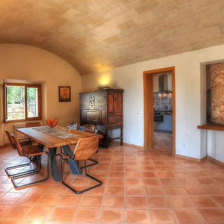 Holiday home Moli Santanyi